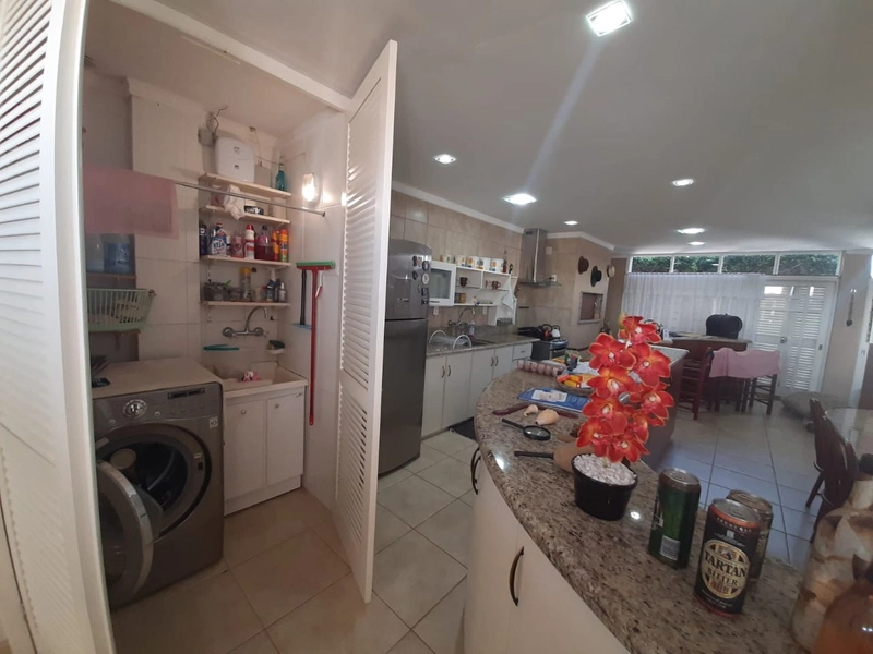 Casa de excelente padrão na Praia CAPÃO NOVO em área residencial: 11ª foto da galeria de imagens do imóvel