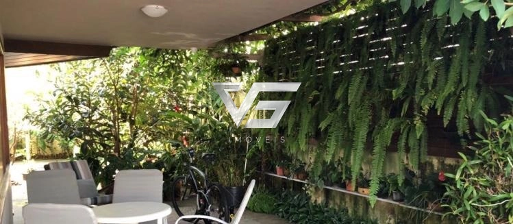CASA EM JURERÊ COM 300M² DE ÁREA CONSTRUÍDA TERRENO DE 900M²: 27ª foto da galeria de imagens do imóvel