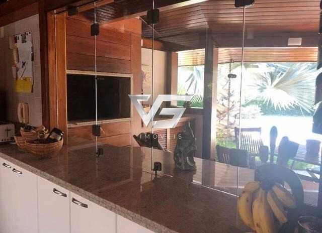 CASA EM JURERÊ COM 300M² DE ÁREA CONSTRUÍDA TERRENO DE 900M²: 17ª foto da galeria de imagens do imóvel