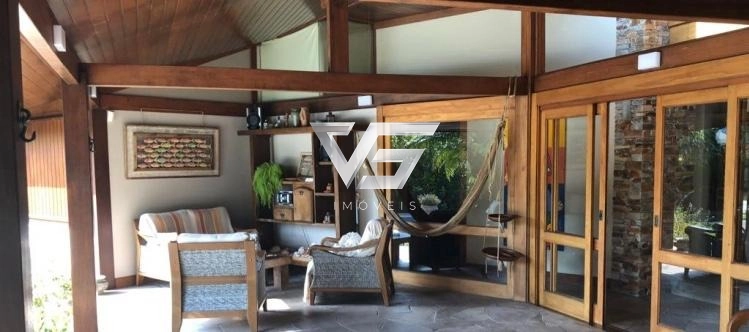CASA EM JURERÊ COM 300M² DE ÁREA CONSTRUÍDA TERRENO DE 900M²: 18ª foto da galeria de imagens do imóvel