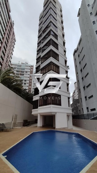 Apartamento com ótima área de 206m2 privativos com 4 dormitórios sendo 2 suítes: 30ª foto da galeria de imagens do imóvel