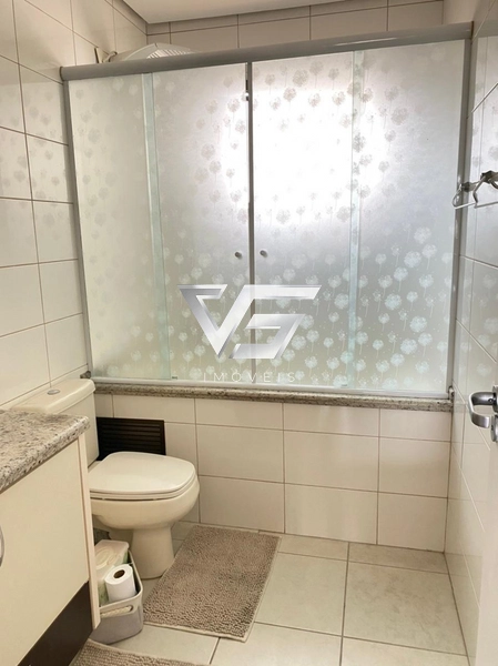 APARTAMENTO ENSOLARADO AMPLO COM SACADA CHURRASQUEIRA CARVÃO: 7ª foto da galeria de imagens do imóvel