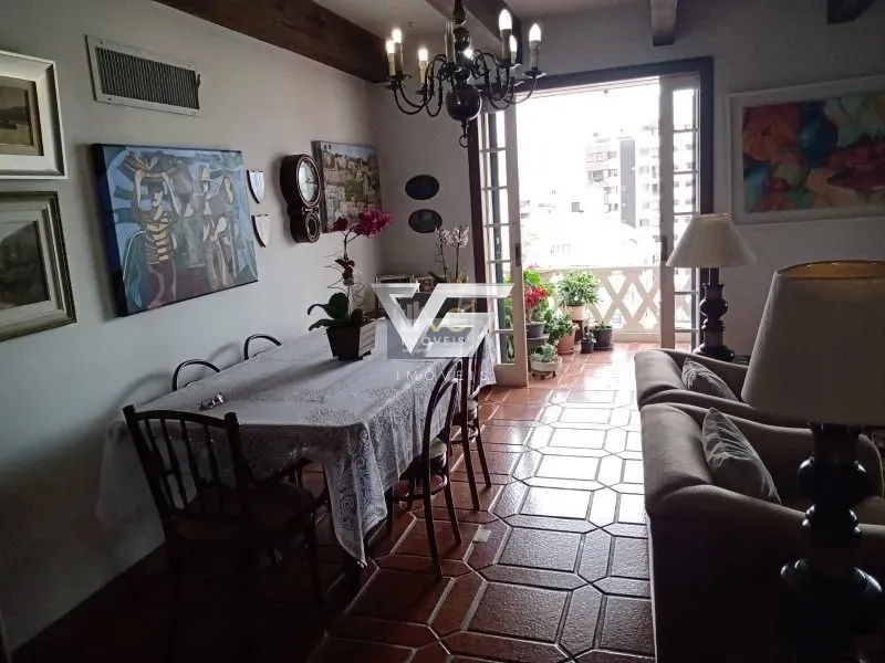 CASA RESIDENCIAL E COMERCIAL NO CENTRO DE FLORIANÓPOLIS: 45ª foto da galeria de imagens do imóvel