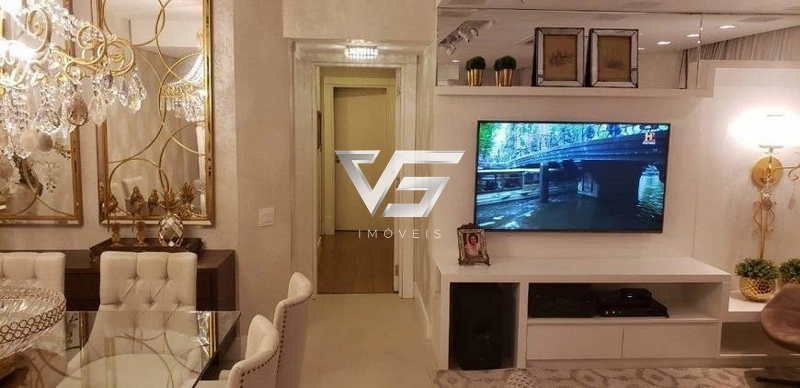 COBERTURA DUPLEX IMPECÁVEL NA AGRONÔMICA 20M BEIRA MAR NORTE: 3ª foto da galeria de imagens do imóvel