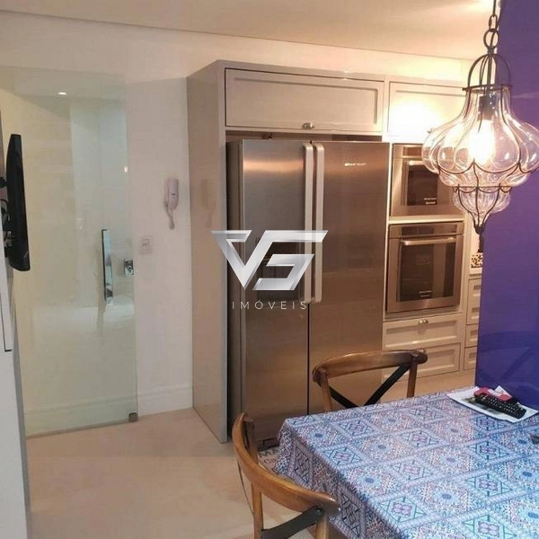 COBERTURA DUPLEX IMPECÁVEL NA AGRONÔMICA 20M BEIRA MAR NORTE: 13ª foto da galeria de imagens do imóvel