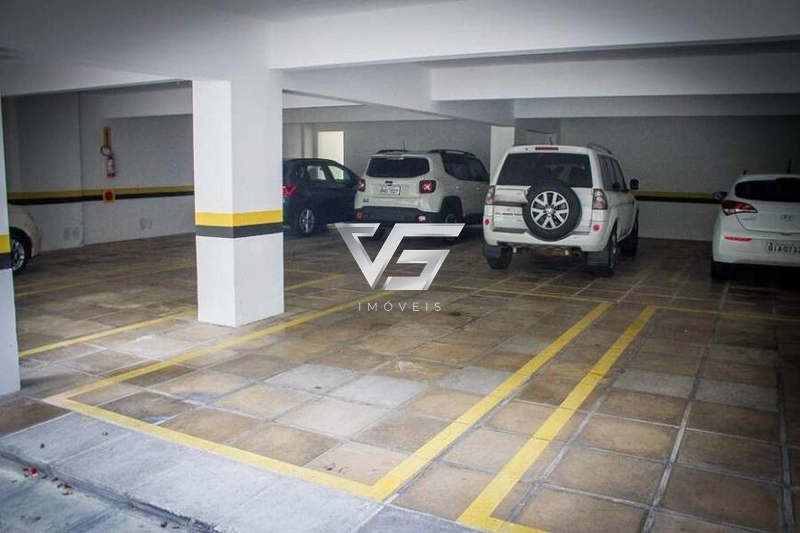 COBERTURA DUPLEX IMPECÁVEL NA AGRONÔMICA 20M BEIRA MAR NORTE: 35ª foto da galeria de imagens do imóvel