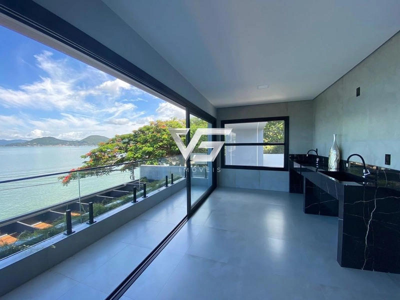 Maravilhosa Casa Mobiliada e Decorada no Cacupé com vista definitiva: 7ª foto da galeria de imagens do imóvel