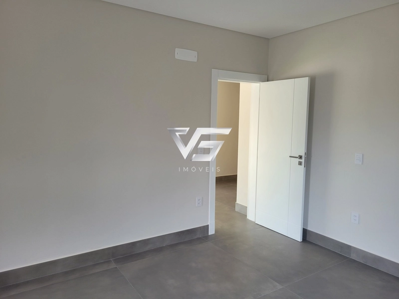 CASA A VENDA - AV DOS BÚZIOS - JURERÊ INTERNACIONAL - 200m DA PRAIA: 100ª foto da galeria de imagens do imóvel