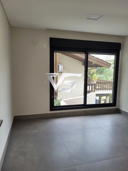 CASA A VENDA - AV DOS BÚZIOS - JURERÊ INTERNACIONAL - 200m DA PRAIA: 99ª foto da galeria de imagens do imóvel