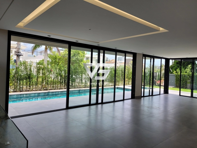 CASA A VENDA - AV DOS BÚZIOS - JURERÊ INTERNACIONAL - 200m DA PRAIA: 68ª foto da galeria de imagens do imóvel