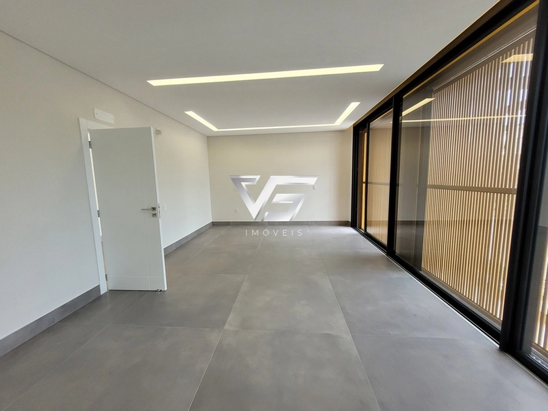 CASA A VENDA - AV DOS BÚZIOS - JURERÊ INTERNACIONAL - 200m DA PRAIA: 111ª foto da galeria de imagens do imóvel