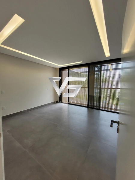 CASA A VENDA - AV DOS BÚZIOS - JURERÊ INTERNACIONAL - 200m DA PRAIA: 107ª foto da galeria de imagens do imóvel
