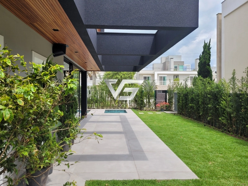 CASA A VENDA - AV DOS BÚZIOS - JURERÊ INTERNACIONAL - 200m DA PRAIA: 65ª foto da galeria de imagens do imóvel
