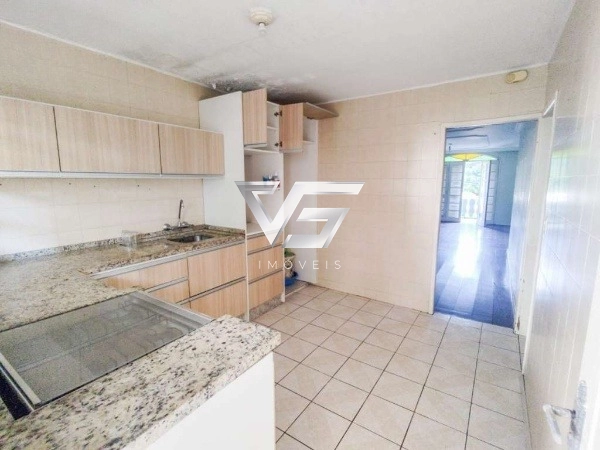 CASA RESIDENCIAL / COMERCIAL NA PRAÇA CELSO RAMOS PRÓXIMO AO SHOPPING: 23ª foto da galeria de imagens do imóvel