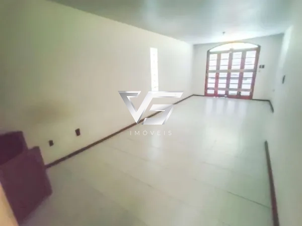 CASA RESIDENCIAL / COMERCIAL NA PRAÇA CELSO RAMOS PRÓXIMO AO SHOPPING: 9ª foto da galeria de imagens do imóvel