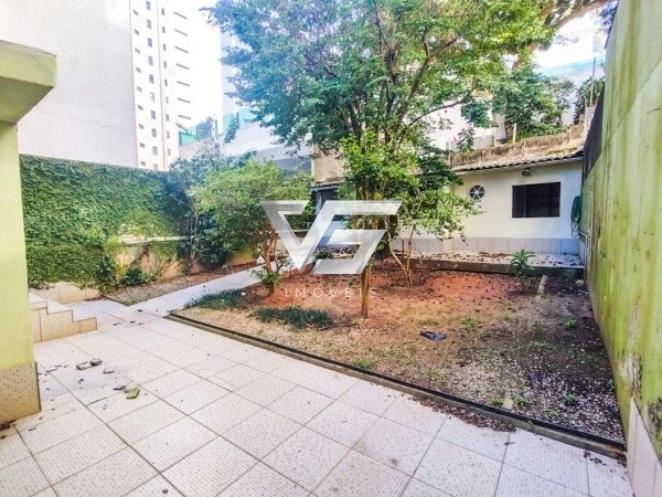 CASA RESIDENCIAL / COMERCIAL NA PRAÇA CELSO RAMOS PRÓXIMO AO SHOPPING: 29ª foto da galeria de imagens do imóvel