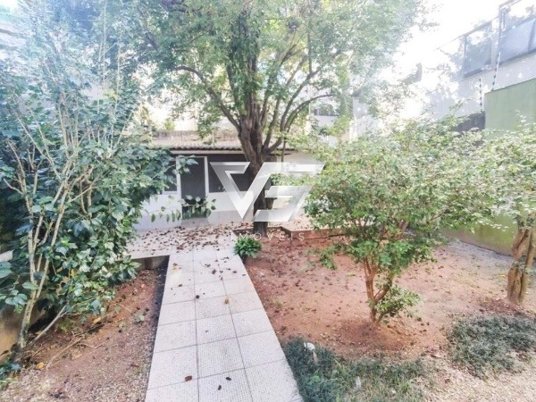 CASA RESIDENCIAL / COMERCIAL NA PRAÇA CELSO RAMOS PRÓXIMO AO SHOPPING: 31ª foto da galeria de imagens do imóvel