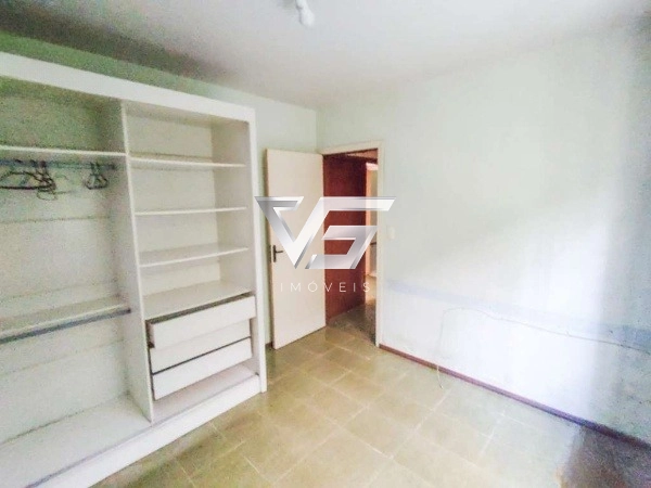 CASA RESIDENCIAL / COMERCIAL NA PRAÇA CELSO RAMOS PRÓXIMO AO SHOPPING: 21ª foto da galeria de imagens do imóvel