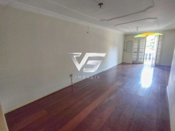 CASA RESIDENCIAL / COMERCIAL NA PRAÇA CELSO RAMOS PRÓXIMO AO SHOPPING: 7ª foto da galeria de imagens do imóvel