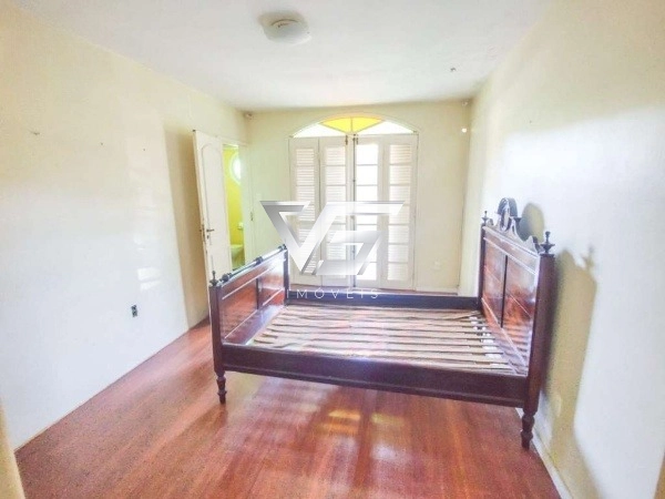 CASA RESIDENCIAL / COMERCIAL NA PRAÇA CELSO RAMOS PRÓXIMO AO SHOPPING: 14ª foto da galeria de imagens do imóvel