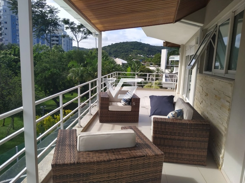 Casa alto padrão com 4 suítes em condomínio fechado: 18ª foto da galeria de imagens do imóvel