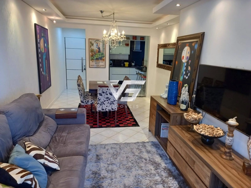 APARTAMENTO COM ÓTIMA LOCALIZAÇÃO NO CENTRO DE FLORIANÓPOLIS: 1ª foto da galeria de imagens do imóvel
