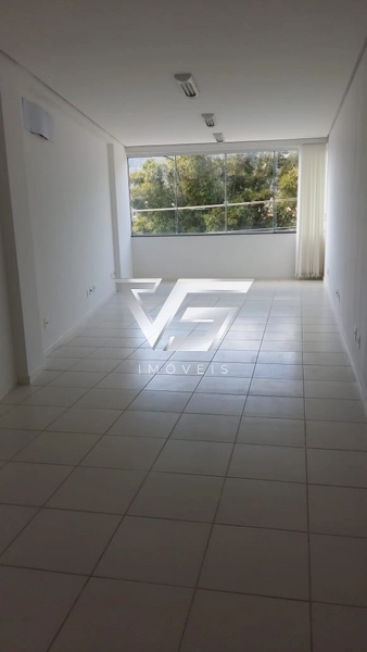 Sala Comercial no Centro Executivo Jardim Itália: 1ª foto da galeria de imagens do imóvel
