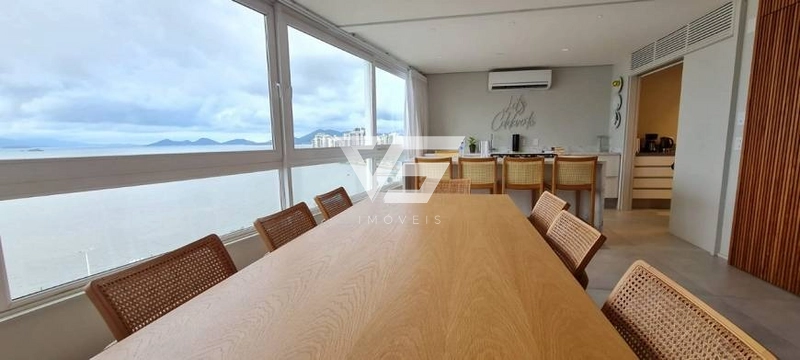COBERTURA FRENTE MAR - BEIRA MAR NORTE - FLORIANÓPOLIS: 3ª foto da galeria de imagens do imóvel