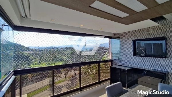 LINDO APARTAMENTO NA AGRONÔMICA COM VISTA PARA O MAR: 3ª foto da galeria de imagens do imóvel