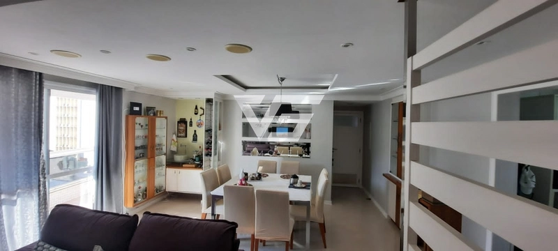 Apartamento no Centro de Florianópolis 4 dormitórios 2 vagas livres: 3ª foto da galeria de imagens do imóvel