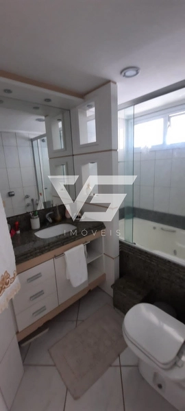 Apartamento no Centro de Florianópolis 4 dormitórios 2 vagas livres: 10ª foto da galeria de imagens do imóvel