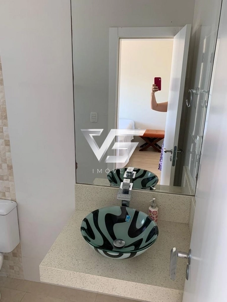 LINDO APARTAMENTO SEMIMOBILIADO 3 SUÍTES 3 VAGAS FRENTE MAR MEIA PRAIA: 23ª foto da galeria de imagens do imóvel