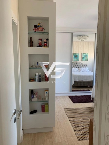 LINDO APARTAMENTO SEMIMOBILIADO 3 SUÍTES 3 VAGAS FRENTE MAR MEIA PRAIA: 18ª foto da galeria de imagens do imóvel