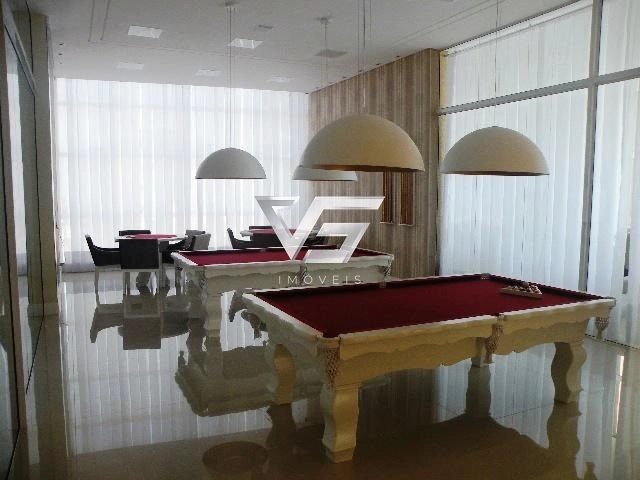 LINDO APARTAMENTO SEMIMOBILIADO 3 SUÍTES 3 VAGAS FRENTE MAR MEIA PRAIA: 20ª foto da galeria de imagens do imóvel