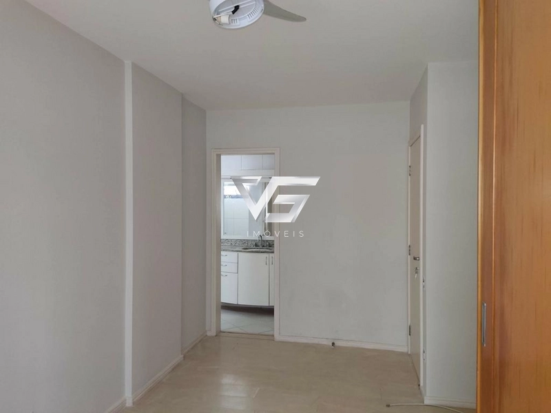 Apartamento de 3 dormitórios sendo 1 suíte 25m da Beira Mar Norte e Shopping: 17ª foto da galeria de imagens do imóvel