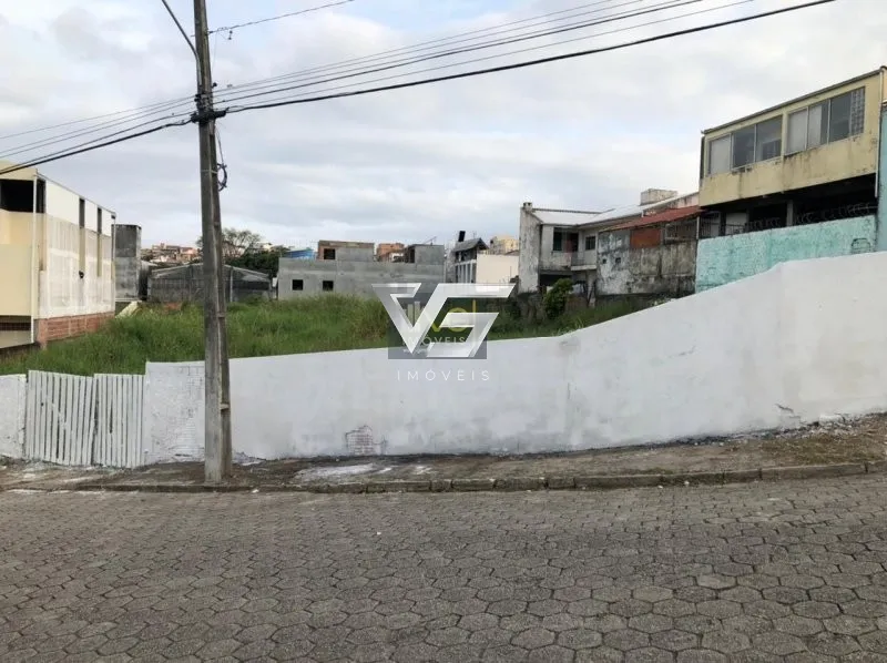 Terreno com área total de 1.475,68m² -Totalmente Regularizado- Jardim Atlântico: 7ª foto da galeria de imagens do imóvel