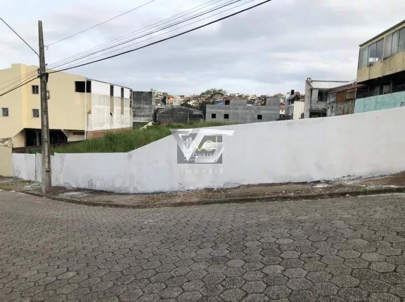 Terreno com área total de 1.475,68m² -Totalmente Regularizado- Jardim Atlântico: 5ª foto da galeria de imagens do imóvel