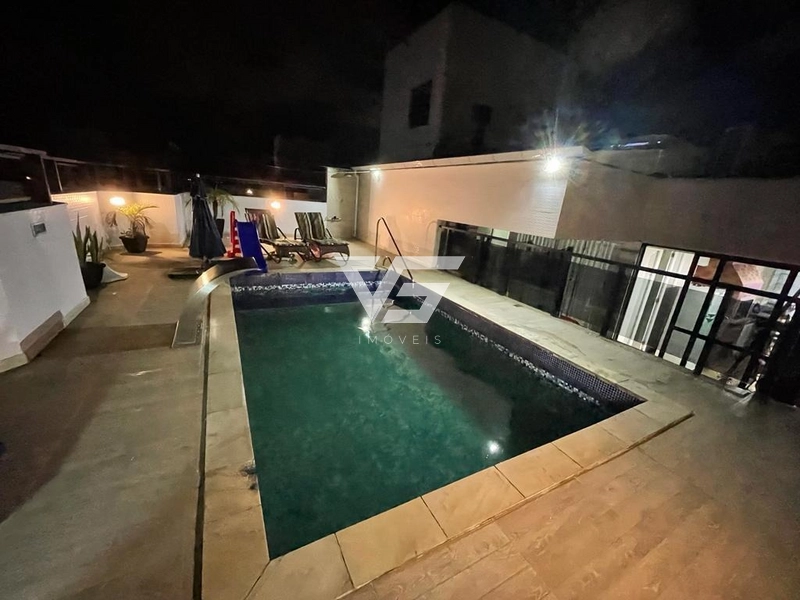 COBERTURA COM 245M² PRIV DE ALTO PADRÃO NO BAIRRO ESTREITO DE FLORIPA: 24ª foto da galeria de imagens do imóvel