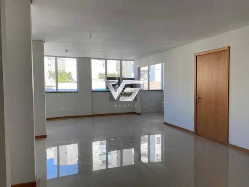 PRÉDIO COMERCIAL NO CENTRO DE FLORIANÓPOLIS COM 4 PAVIMENTOS: 17ª foto da galeria de imagens do imóvel