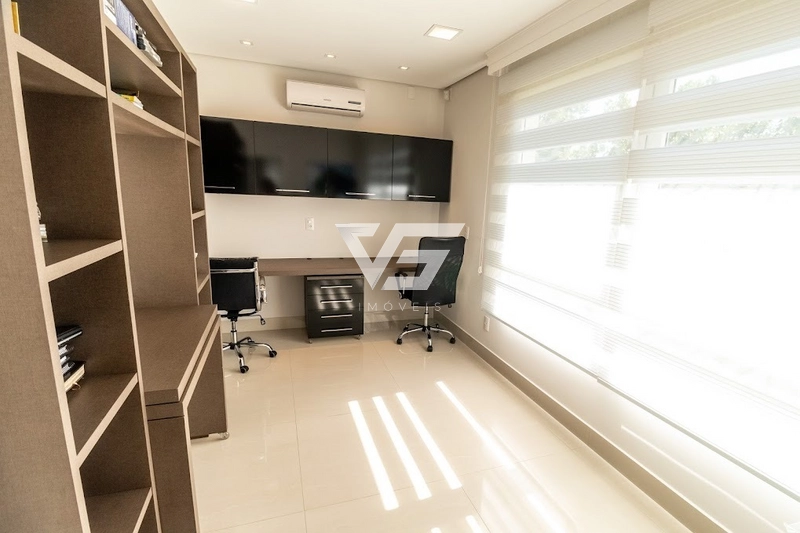 CASA JURERÊ INTERNACIONAL 4 SUÍTES 4 VAGAS: 13ª foto da galeria de imagens do imóvel