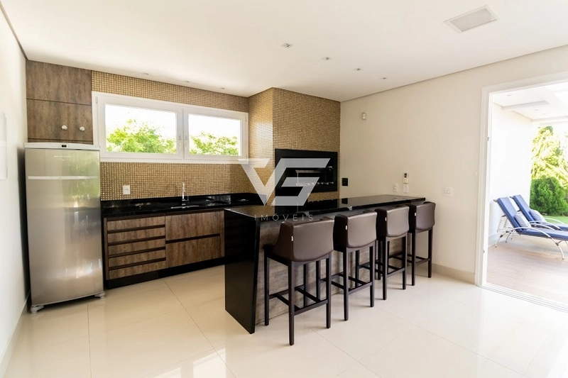 CASA JURERÊ INTERNACIONAL 4 SUÍTES 4 VAGAS: 8ª foto da galeria de imagens do imóvel