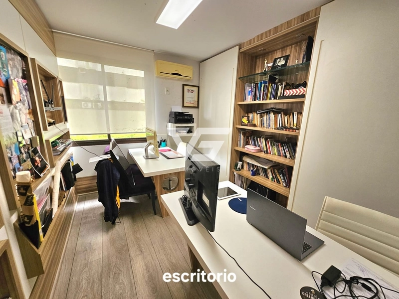 APARTAMENTO ALTO PADRÃO MOBILIADO DECORADO CENTRO DE FLORIANÓPOLIS: 10ª foto da galeria de imagens do imóvel