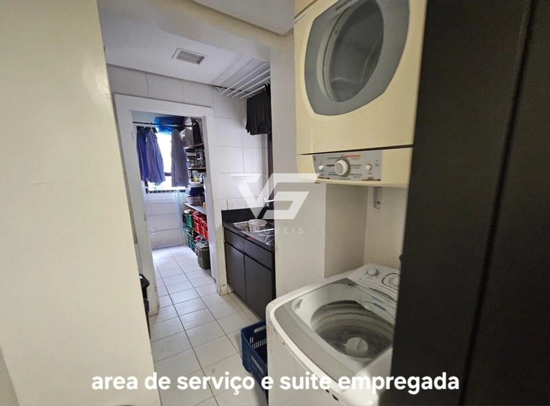 APARTAMENTO ALTO PADRÃO MOBILIADO DECORADO CENTRO DE FLORIANÓPOLIS: 17ª foto da galeria de imagens do imóvel