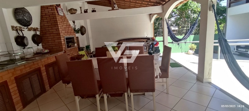 Residência com excelente conservação com 280m privativos em São José: 1ª foto da galeria de imagens do imóvel