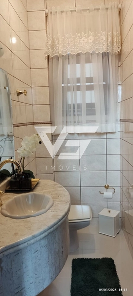 Residência com excelente conservação com 280m privativos em São José: 35ª foto da galeria de imagens do imóvel