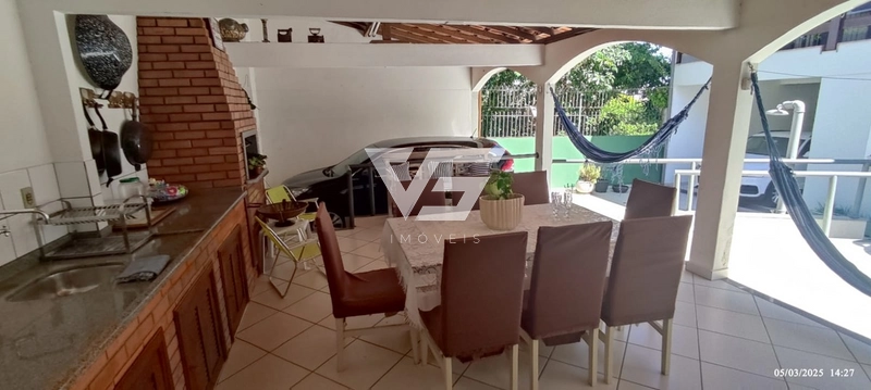 Residência com excelente conservação com 280m privativos em São José: 38ª foto da galeria de imagens do imóvel