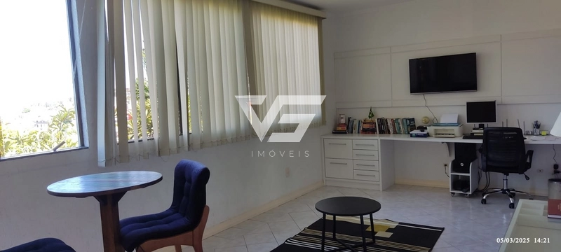 Residência com excelente conservação com 280m privativos em São José: 23ª foto da galeria de imagens do imóvel