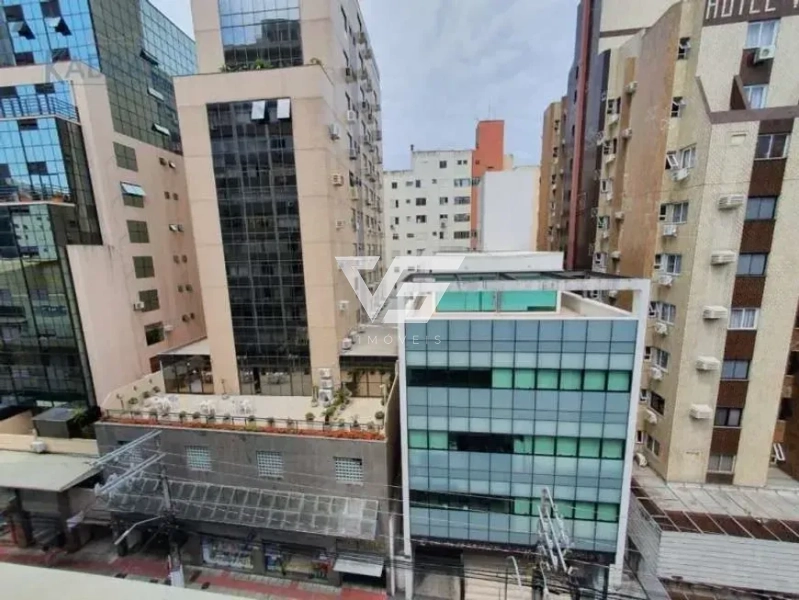 APARTAMENTO DE 1 DORMITÓRIO REFORMADO COM 1 VAGA CENTRO FLORIANÓPOLIS: 18ª foto da galeria de imagens do imóvel