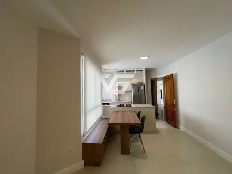 APARTAMENTO DE 1 DORMITÓRIO REFORMADO COM 1 VAGA CENTRO FLORIANÓPOLIS: 7ª foto da galeria de imagens do imóvel