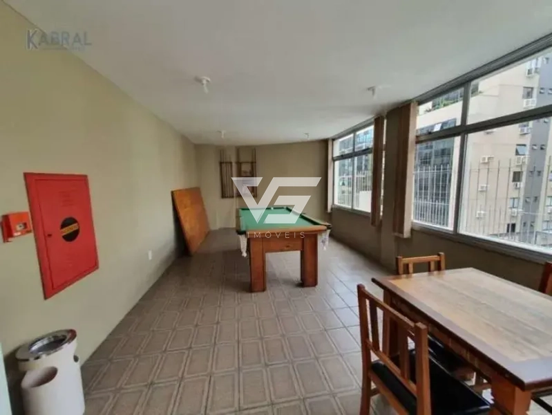 APARTAMENTO DE 1 DORMITÓRIO REFORMADO COM 1 VAGA CENTRO FLORIANÓPOLIS: 17ª foto da galeria de imagens do imóvel